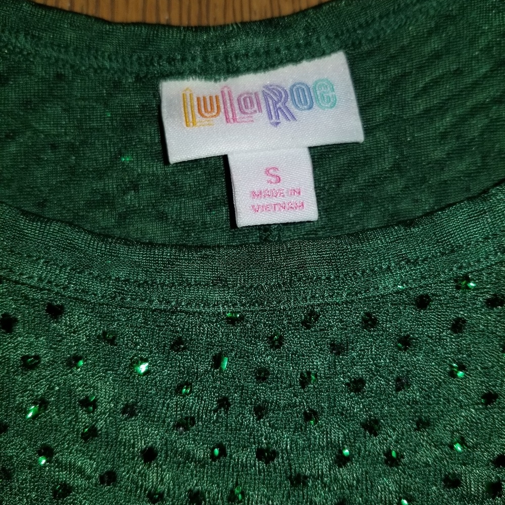 LuLaRoe Green with sequins. High/Low. - Picture 4 of 8